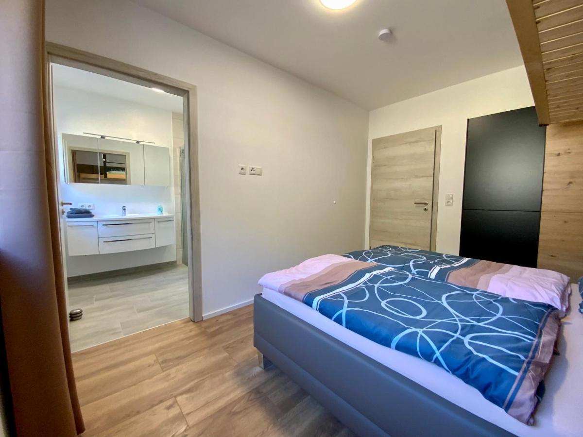 אימסט Deluxefort Fuer 10 Gaeste Mit Eigenem Whirlpool Und Fasssauna מראה חיצוני תמונה