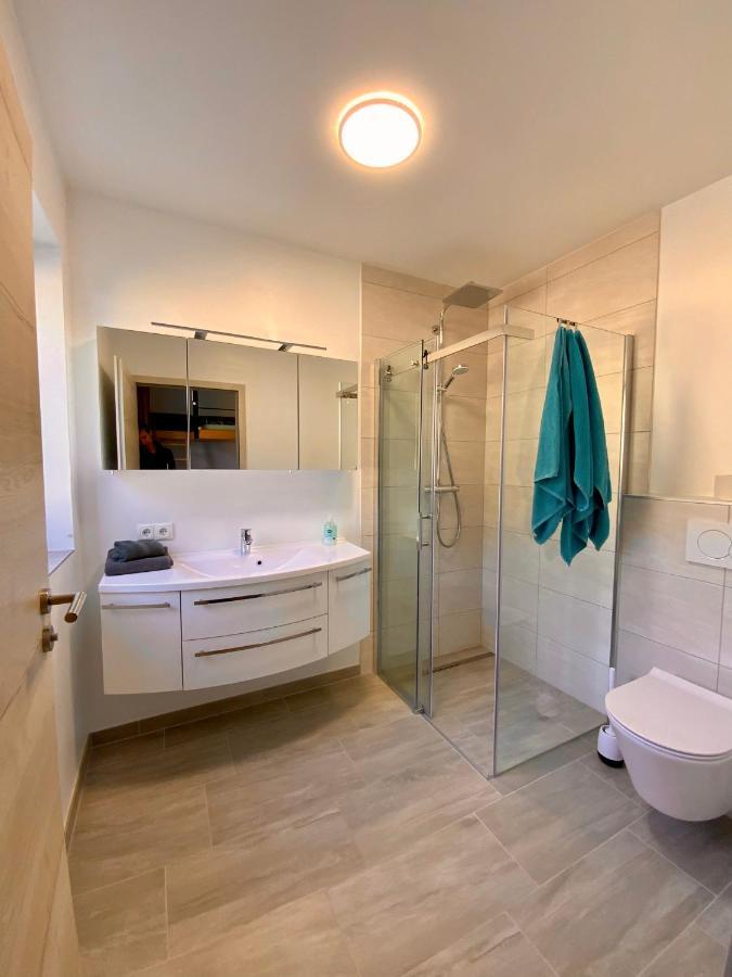 אימסט Deluxefort Fuer 10 Gaeste Mit Eigenem Whirlpool Und Fasssauna מראה חיצוני תמונה