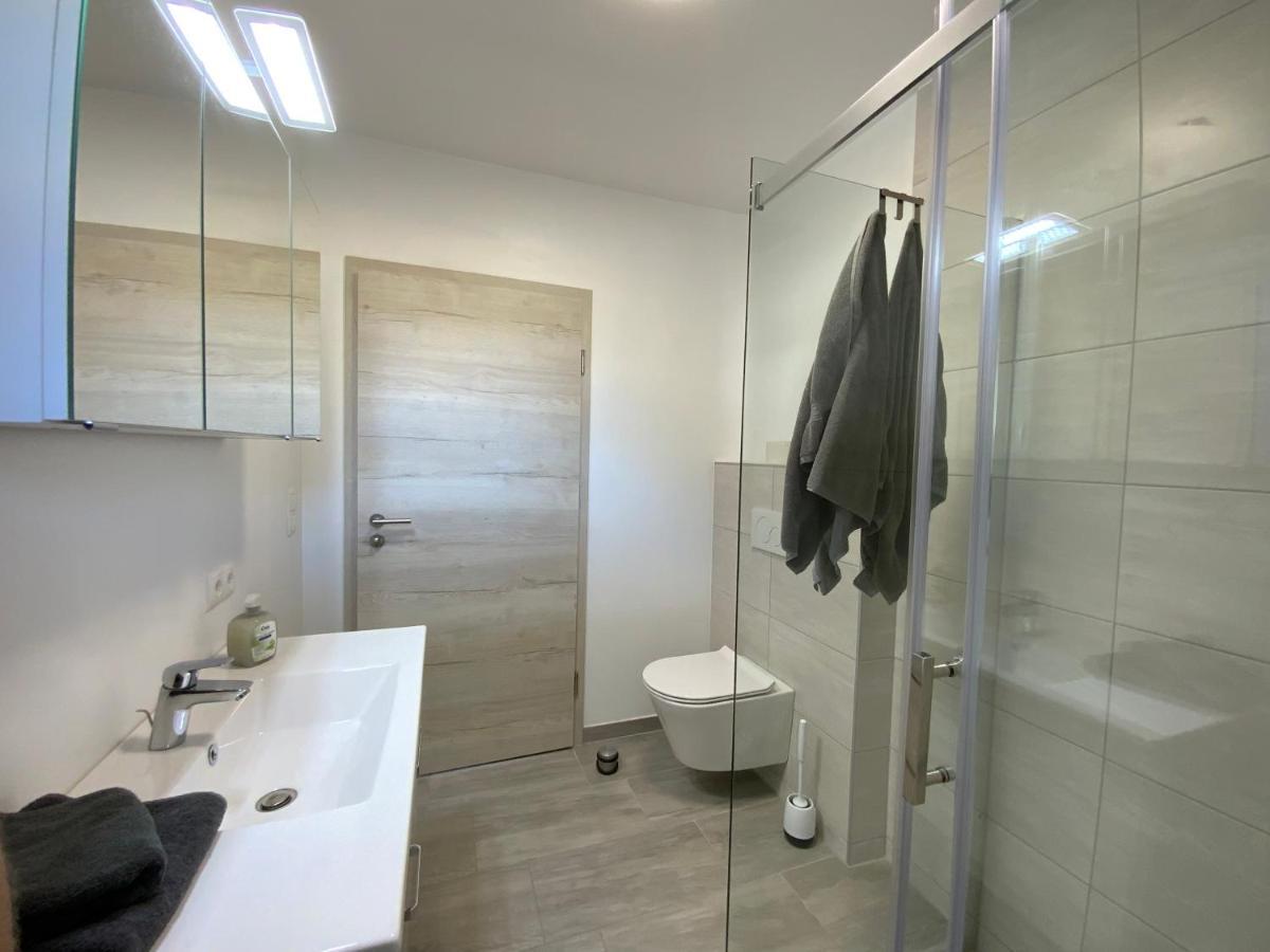 אימסט Deluxefort Fuer 10 Gaeste Mit Eigenem Whirlpool Und Fasssauna מראה חיצוני תמונה